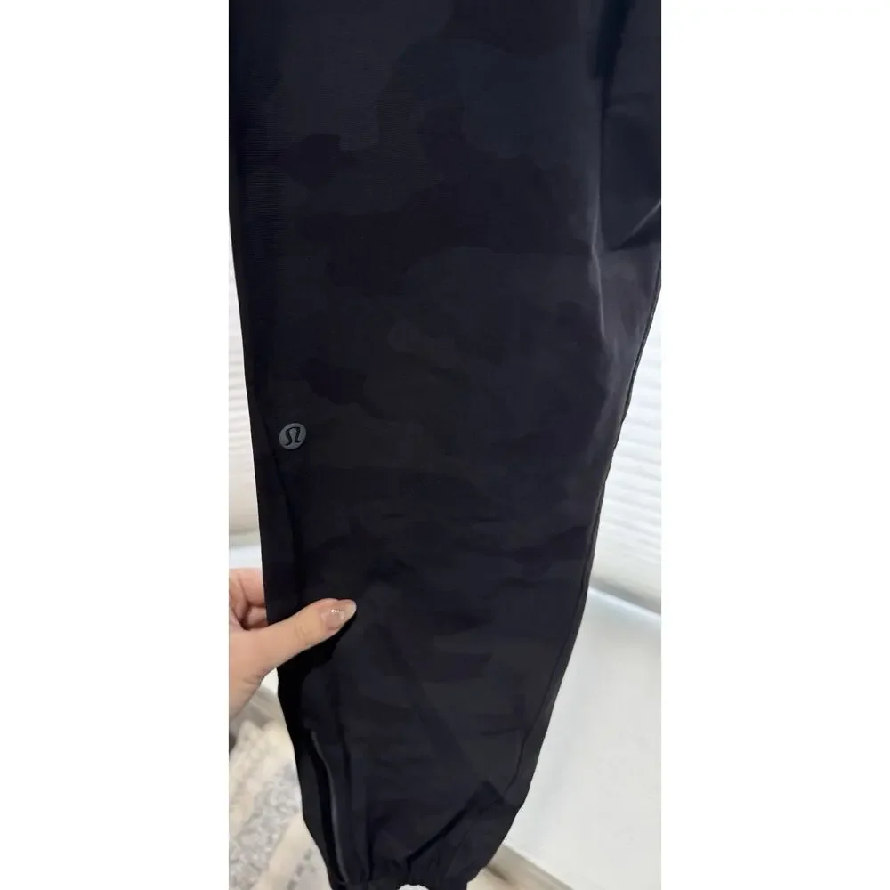 Lululemon Surge Jogger Size XS LM5AA6S H3RT Heritage 365 Camo Black Grey - Picture 6 of 7